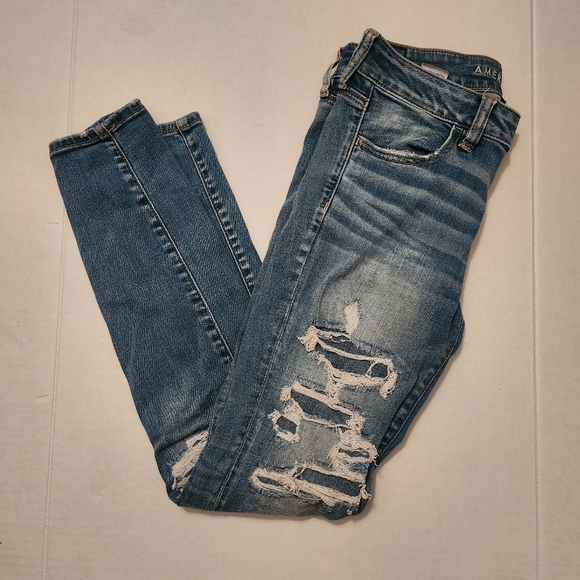 American‎ Eagle Distressed Jeans - Picture 1 of 6